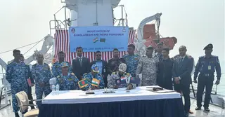 ১২৮ বাংলাদেশি মৎস্যজীবী ফিরিয়ে এনেছে কোস্ট গার্ড